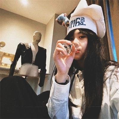 嗜血蟑螂